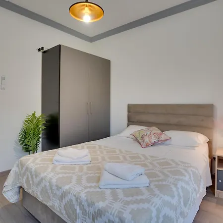 Oroklini Star 200metres From The Sandy * Λάρνακα