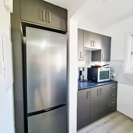 Oroklini Star 200metres From The Sandy Διαμέρισμα *