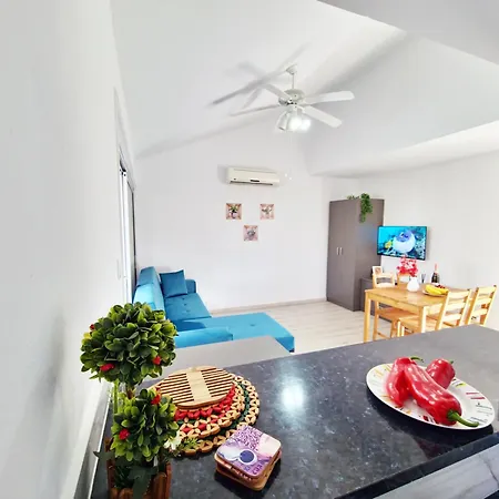 Oroklini Star 200metres From The Sandy Διαμέρισμα Λάρνακα