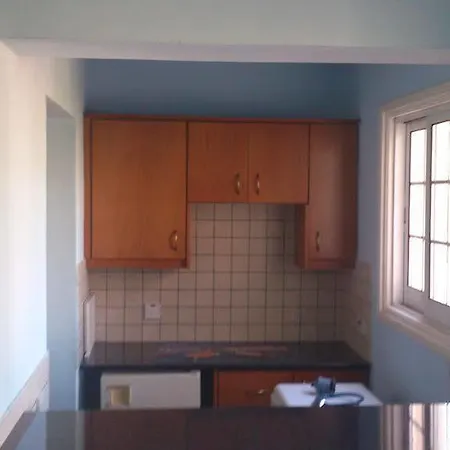 Oroklini Star 200metres From The Sandy * Λάρνακα