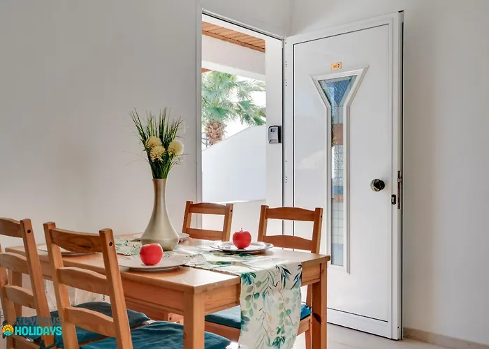 Apartamento Oroklini Star 200metres From The Sandy *