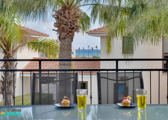 Oroklini Star 200metres From The Sandy *