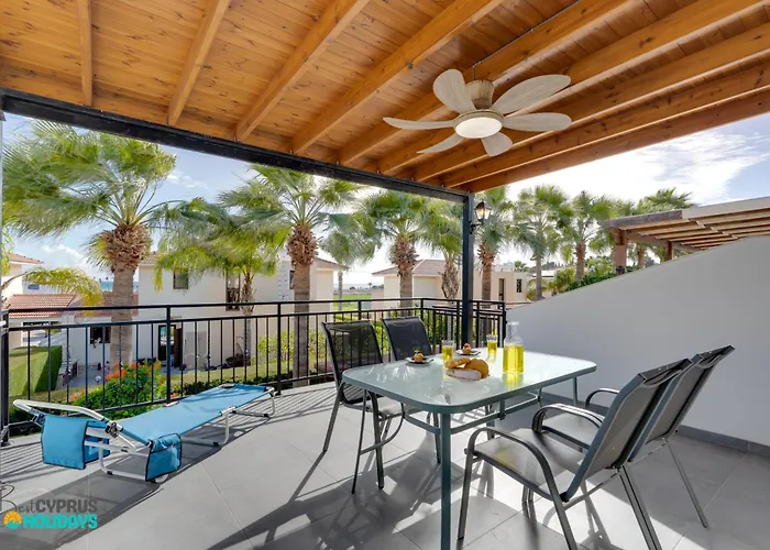 Oroklini Star 200metres From The Sandy Apartamento *