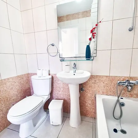 Oroklini Star 200metres From The Sandy לרנקה