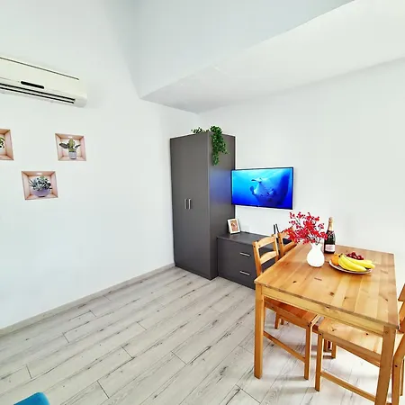 דירה Oroklini Star 200metres From The Sandy לרנקה