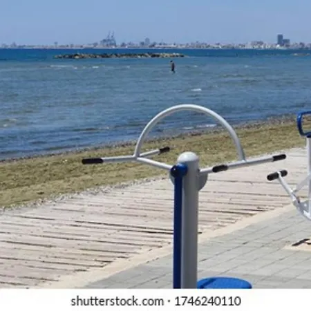 Oroklini Star 200metres From The Sandy * Larnaca