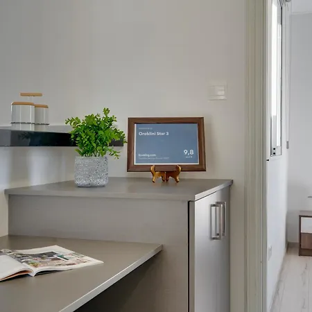 Oroklini Star 200metres From The Sandy Appartamento