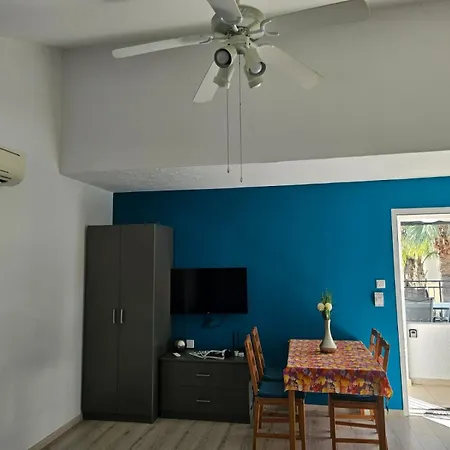 Appartamento Oroklini Star 200metres From The Sandy Larnaca