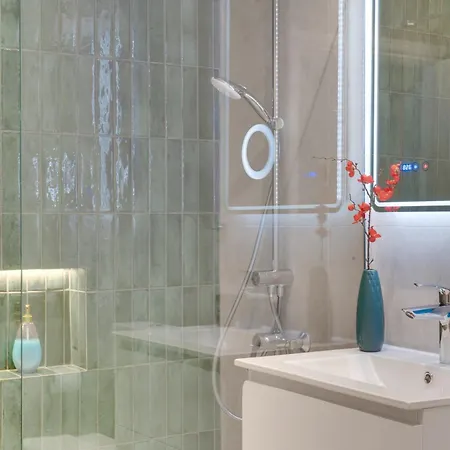 Apartment Oroklini Star 200metres From The Sandy *