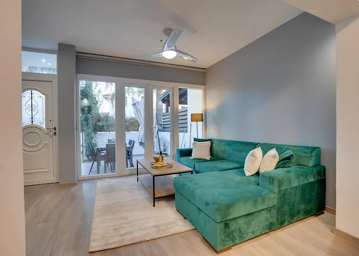 Oroklini Star 200metres From The Sandy Apartmán