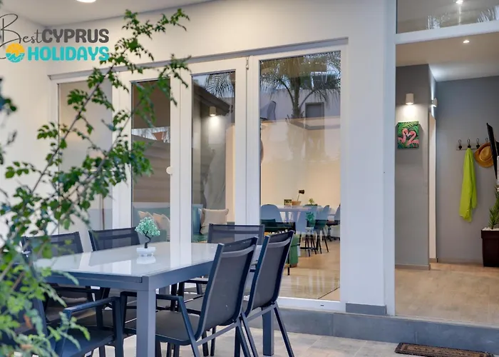 Apartmán Oroklini Star 200metres From The Sandy