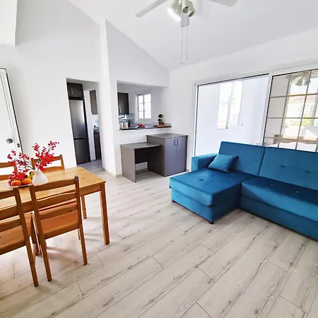 Oroklini Star 200Metres From The Sandy Beach Apartment Larnaca