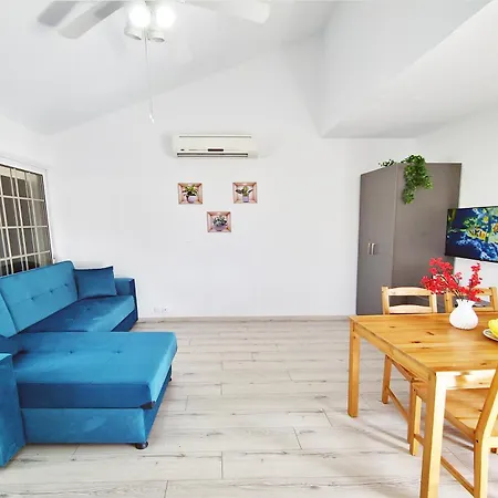 Oroklini Star 200Metres From The Sandy Beach Larnaca